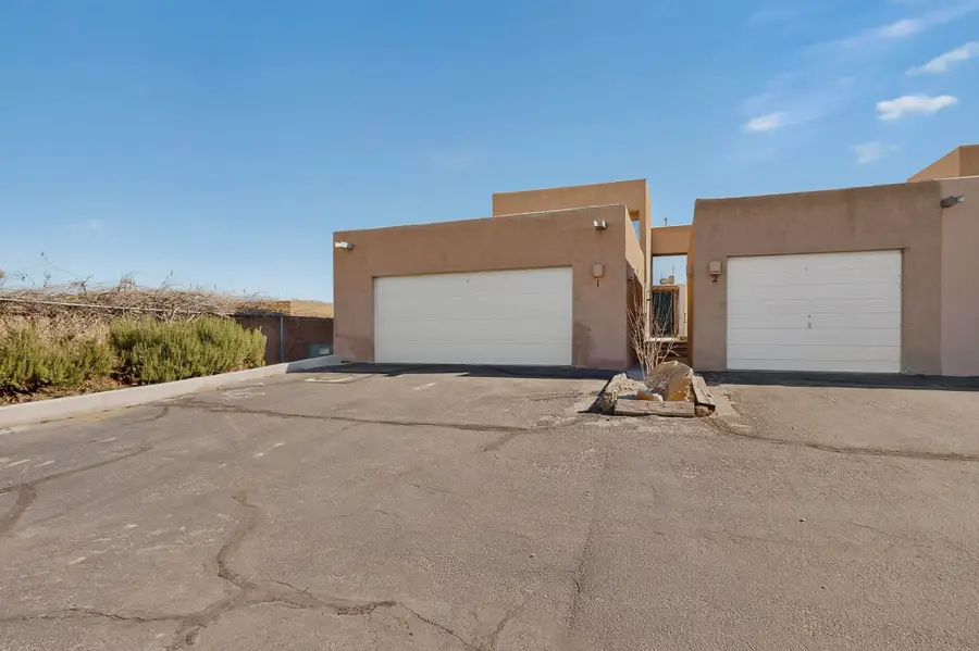 2700 Vista Grande Drive Nw #UNIT 1, Albuquerque, NM 87120 - Image #2