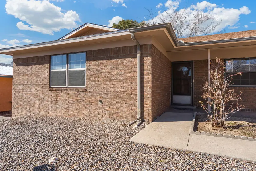 3737 Mount Rainier Drive Ne, Albuquerque, NM 87111 - Image #3