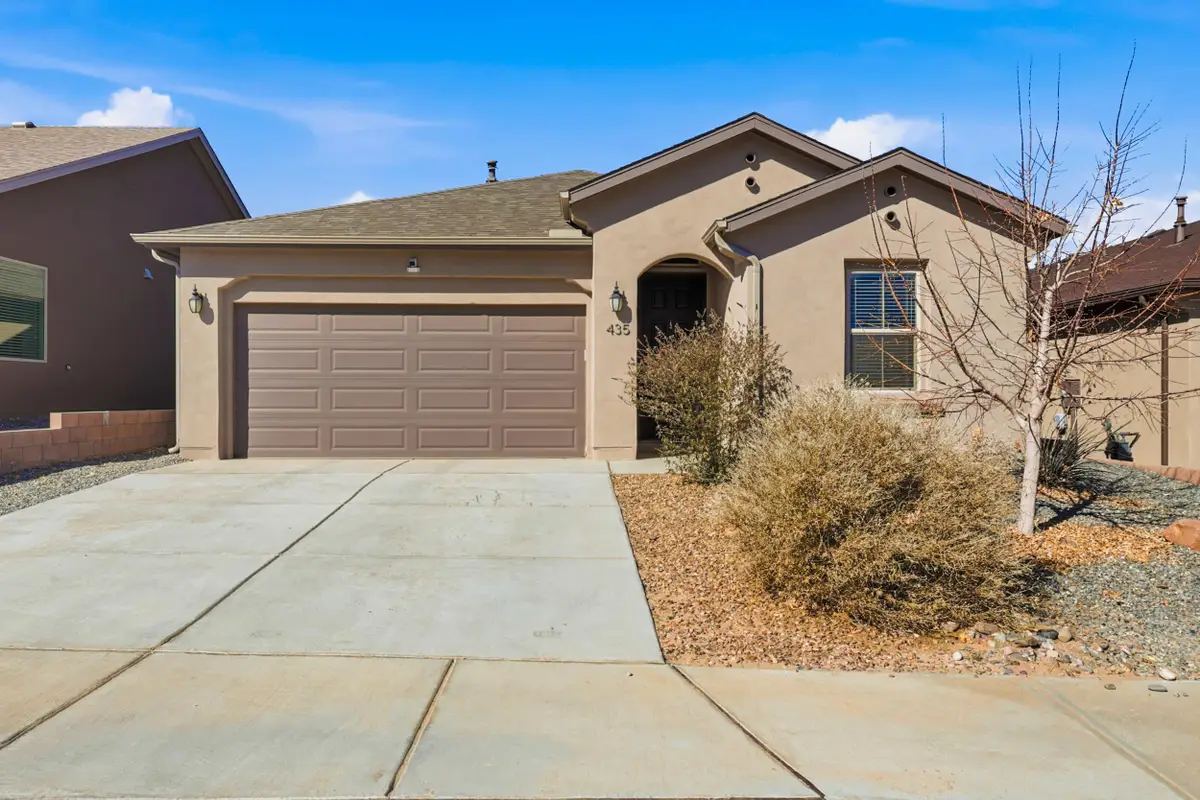 435 Adeline Avenue Sw, Los Lunas, NM 87031 - Image #1
