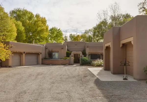 3 Calle De Los Howard, Corrales, NM 87048