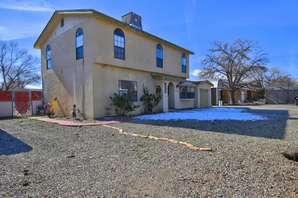 1812 Quiet Lane Sw, Albuquerque, NM 87105