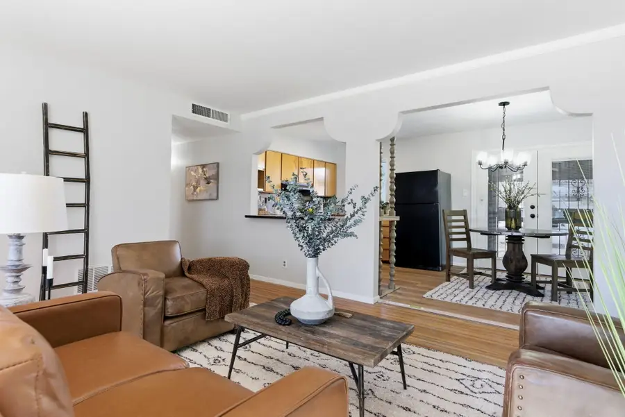 3909 Hilton Avenue Ne, Albuquerque, NM 87110 - Image #2