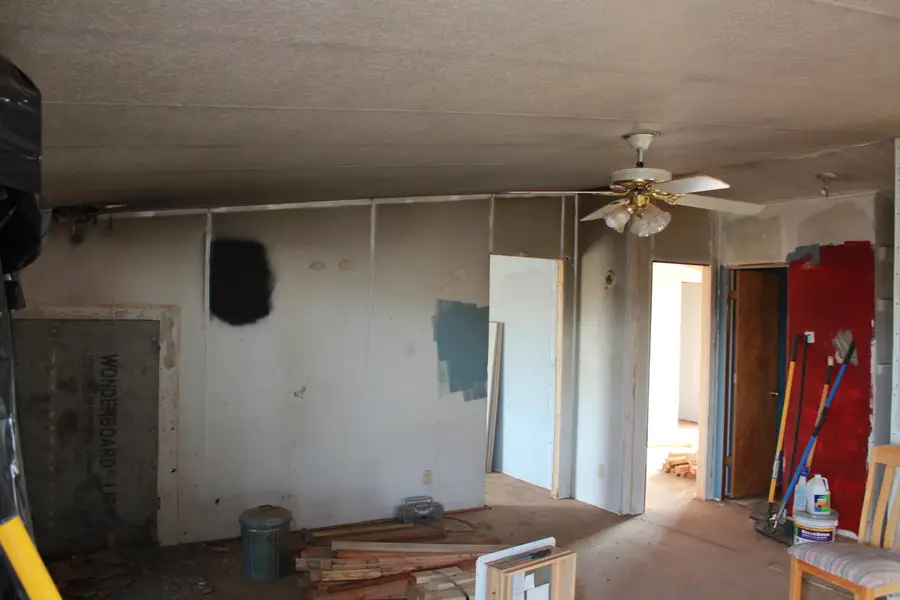 27 Manzano Street, Moriarty, NM 87035 - Image #3