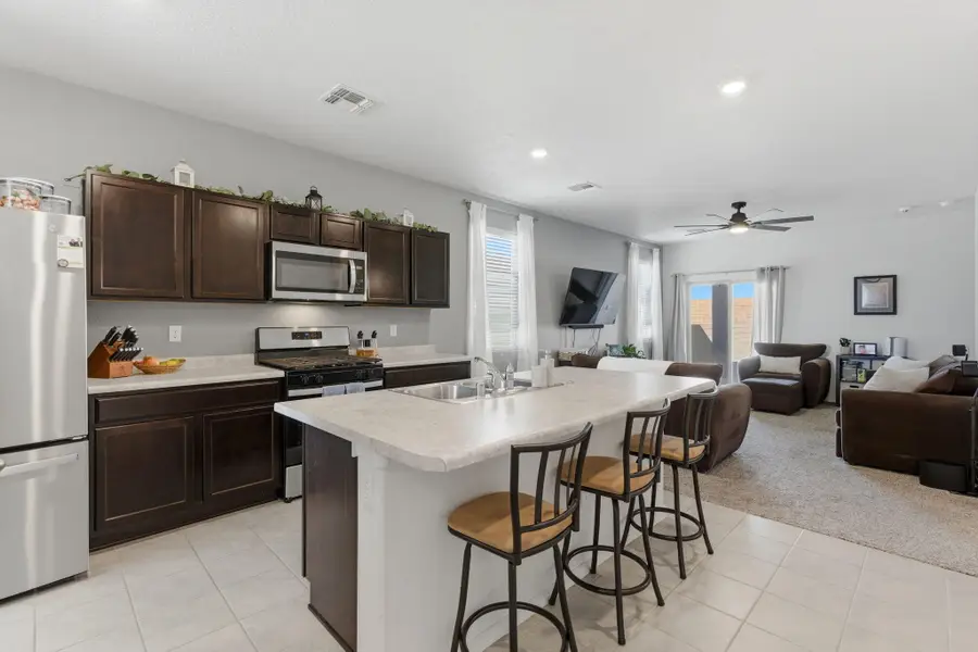 53 Tome Vista Drive, Los Lunas, NM 87031 - Image #2