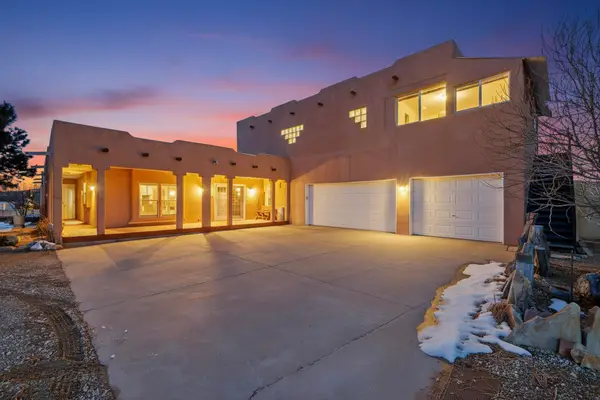 4 Glitter Gulch Way, Edgewood, NM 87015