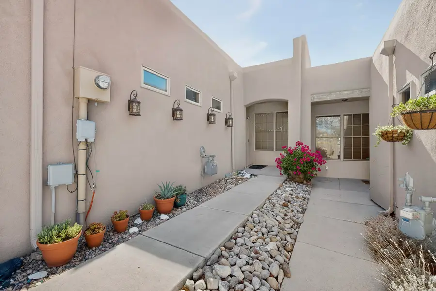 3718 Ridge Pointe Loop Ne, Albuquerque, NM 87111 - Image #2