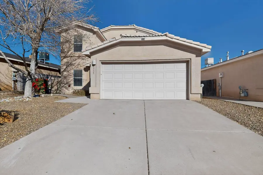 5335 Fossil Ridge Place Nw, Albuquerque, NM 87114 - Image #2