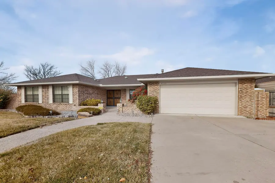 9325 Layton Loop Ne, Albuquerque, NM 87111 - Image #2