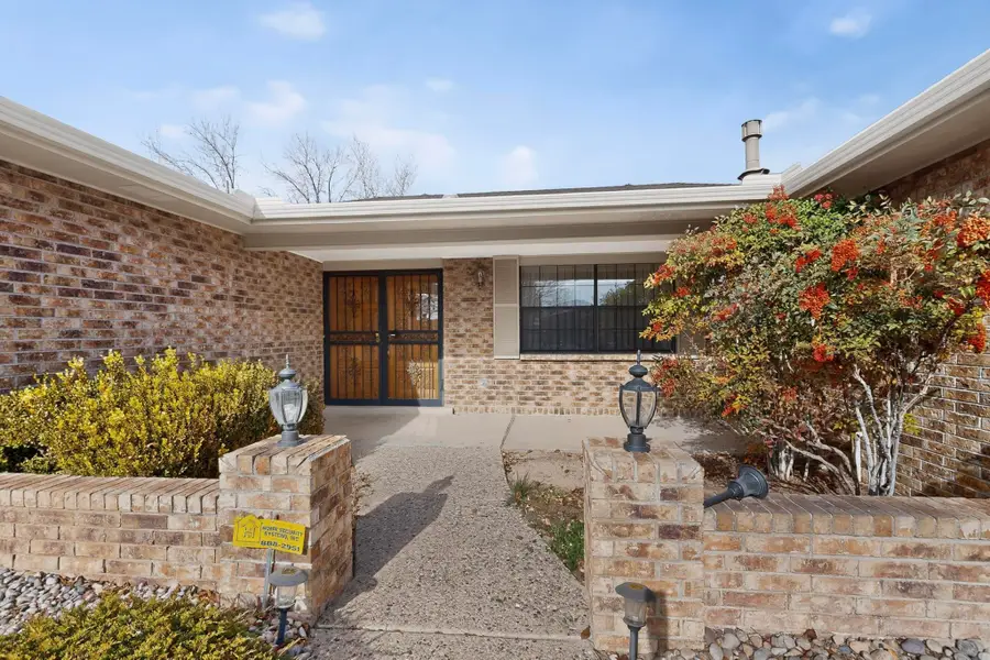 9325 Layton Loop Ne, Albuquerque, NM 87111 - Image #3