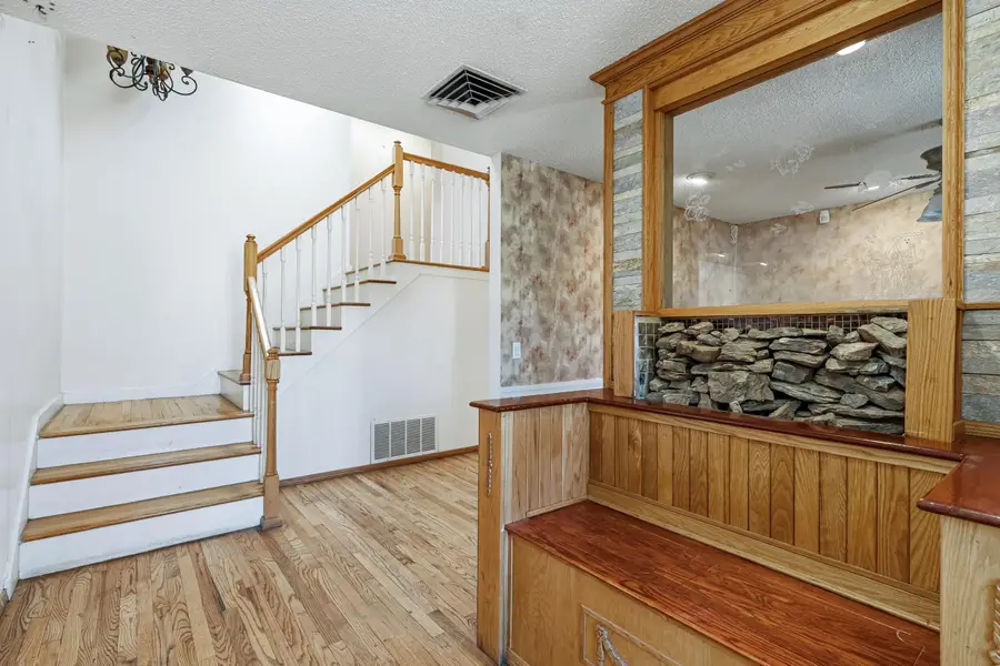 7112 Aztec Road Ne, Albuquerque, NM 87110 - Image #3