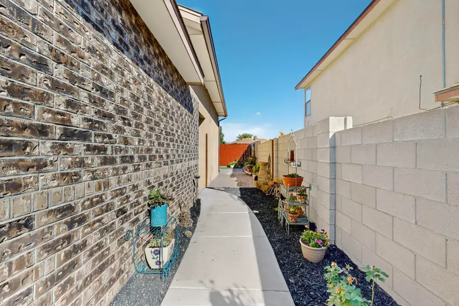 6705 Lamar Avenue Nw, Albuquerque, NM 87120 - Image #3