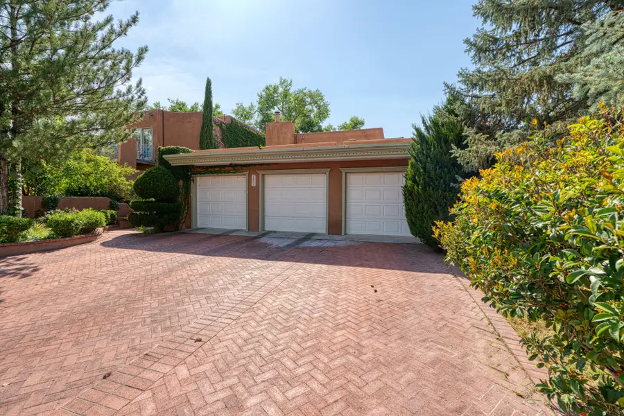 2809 Calle Del Rio Nw, Albuquerque, NM 87104 - #2