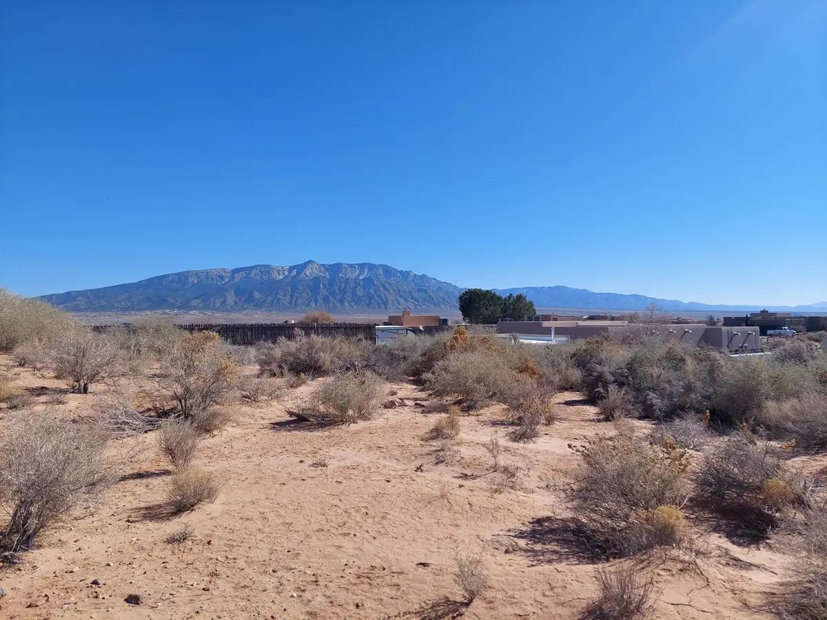 6049 Matamoros Road Ne, Rio Rancho, NM 87144 - Image #1