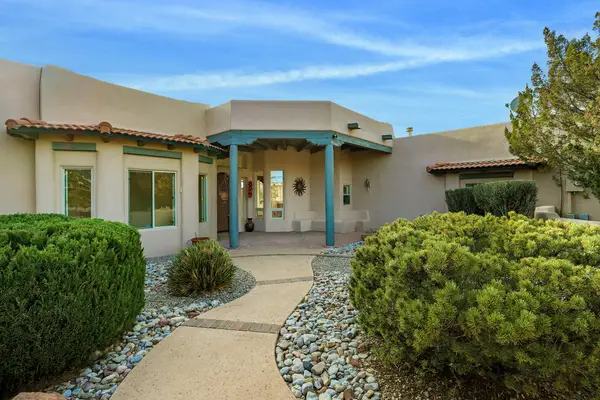 179 Tierra Encantada, Corrales, NM 87048