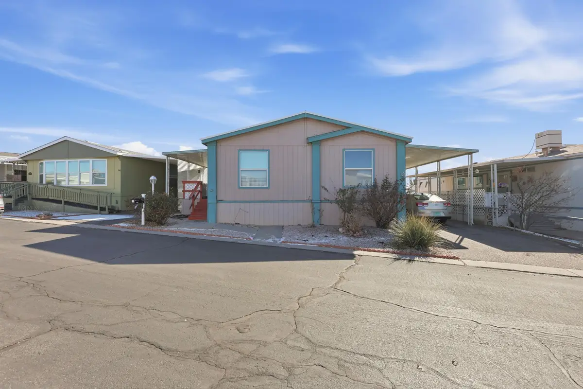 7124 Springfield Drive Ne, Albuquerque, NM 87109 - Image #1