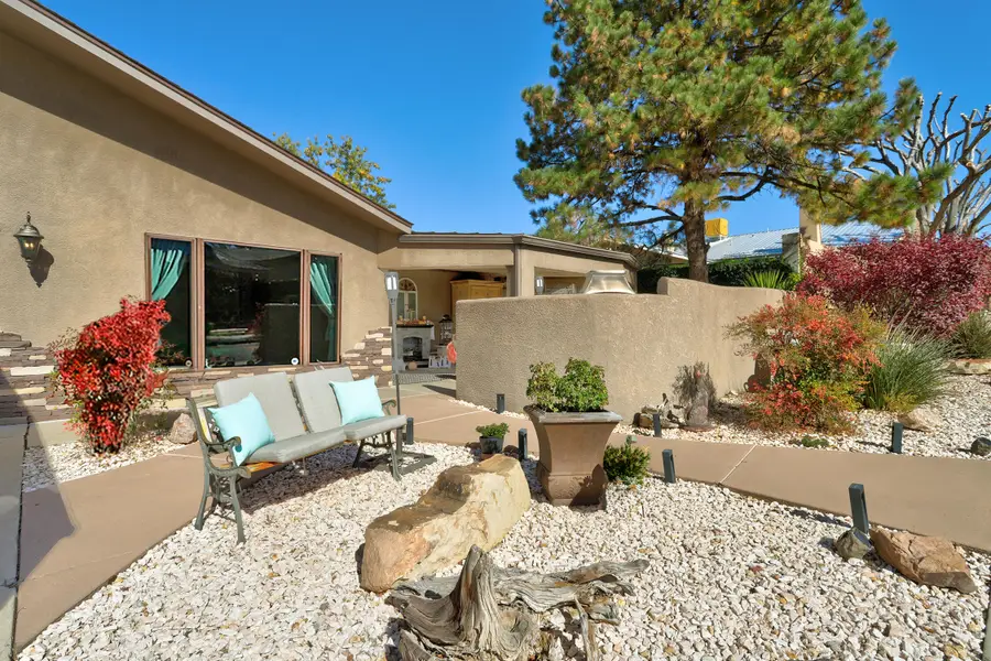 9909 Lorelei Lane Ne, Albuquerque, NM 87111 - Image #2
