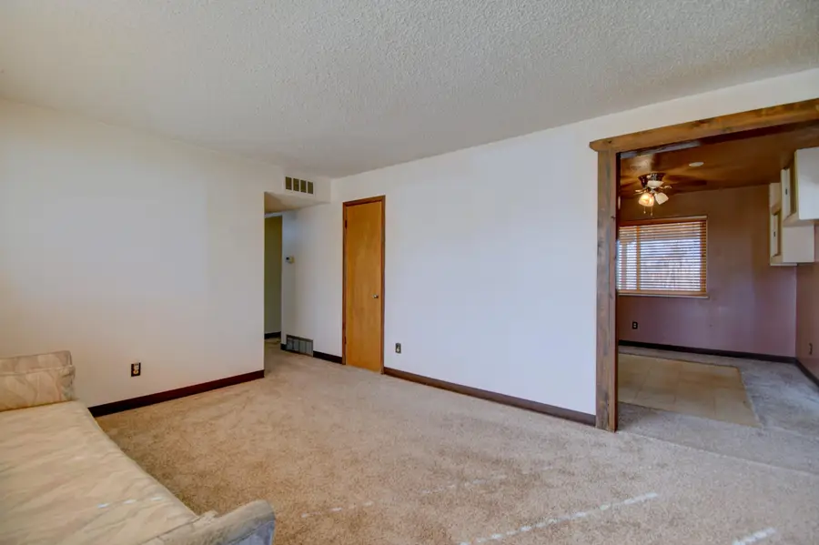 1809 Corte Florentino Street Sw, Albuquerque, NM 87105 - Image #3