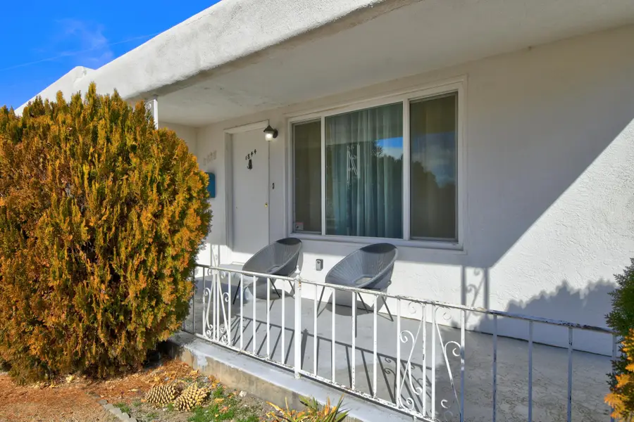 1844 Kentucky Street Ne, Albuquerque, NM 87110 - Image #2