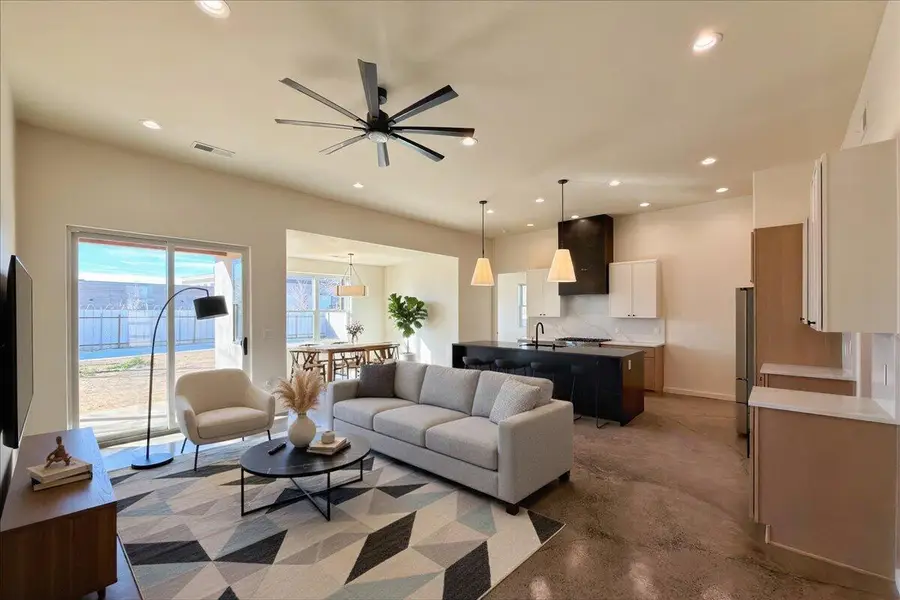 308 Mullen Road Ne, Albuquerque, NM 87107 - Image #3