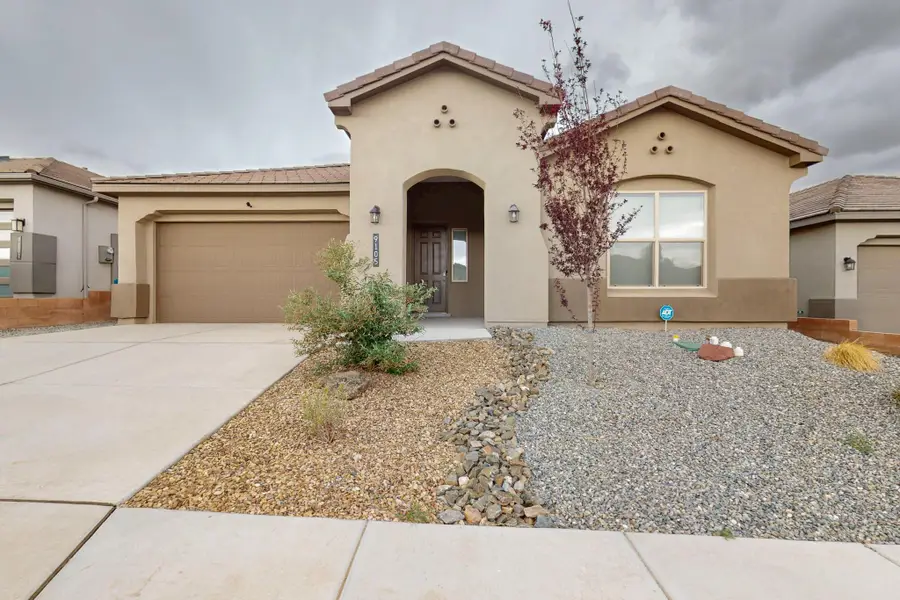 9105 Cambrils Drive Nw, Albuquerque, NM 87114 - Image #2