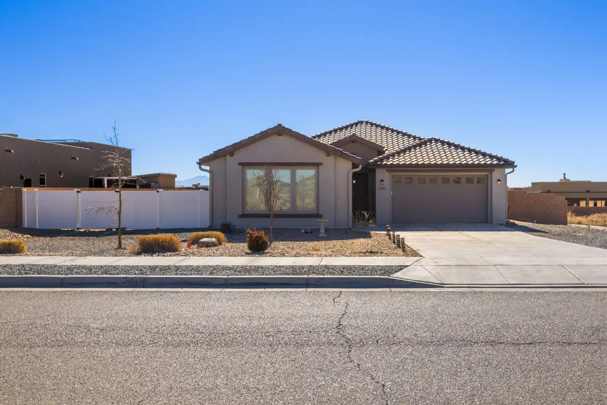 6516 Kimmick Drive Nw, Albuquerque, NM 87120 - Image #1