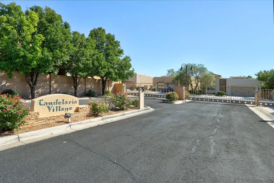 1301 Valle Lane Nw, Albuquerque, NM 87107 - #2