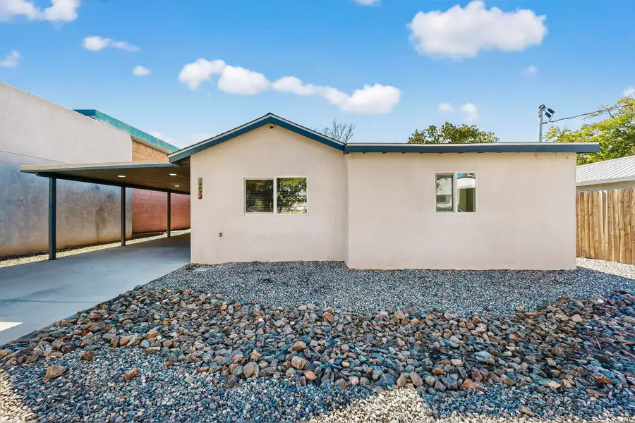 402 Hudson Avenue Nw, Albuquerque, NM 87107 - Image #2