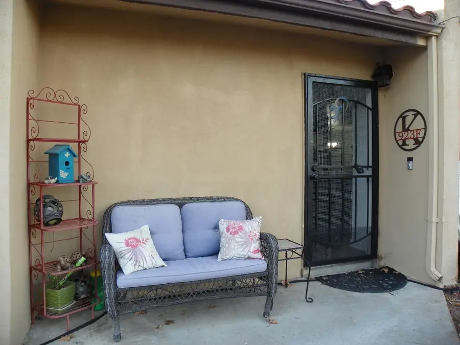 923 Country Club Drive Se #APT F, Rio Rancho, NM 87124 - #2