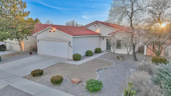 7643 Calle Comodo Ne, Albuquerque, NM 87113
