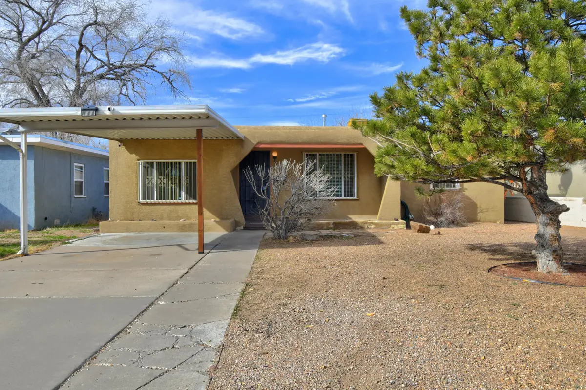821 Madeira Drive Se, Albuquerque, NM 87114 - Image #1