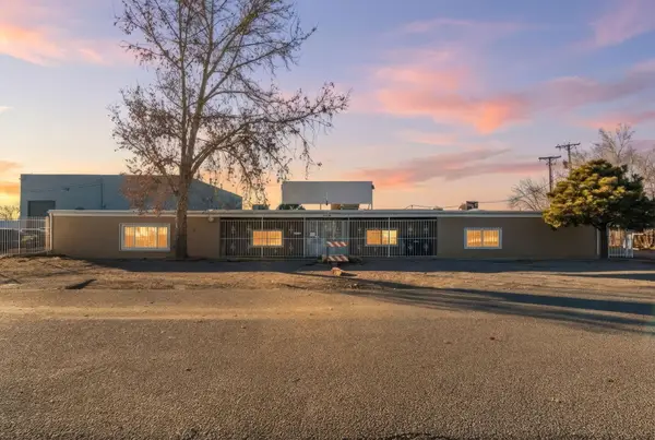 3821 Commercial Street Ne, Albuquerque, NM 87107