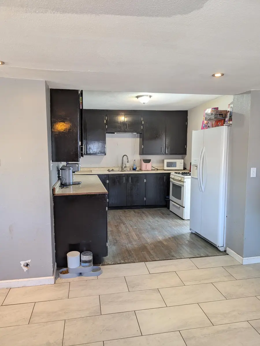 608A Del Rio Street, Williamsburg, NM 87901 - #2