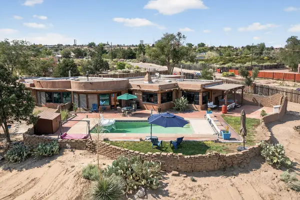 159 El Rey Drive, Corrales, NM 87048