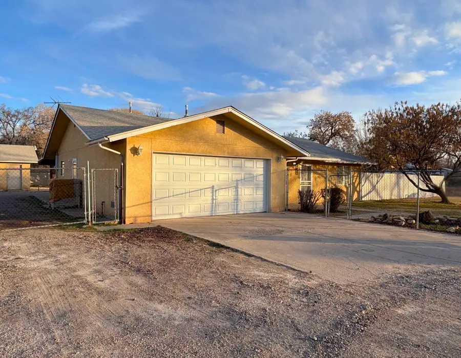 2528 La Vega Drive Sw, Albuquerque, NM 87105 - #2