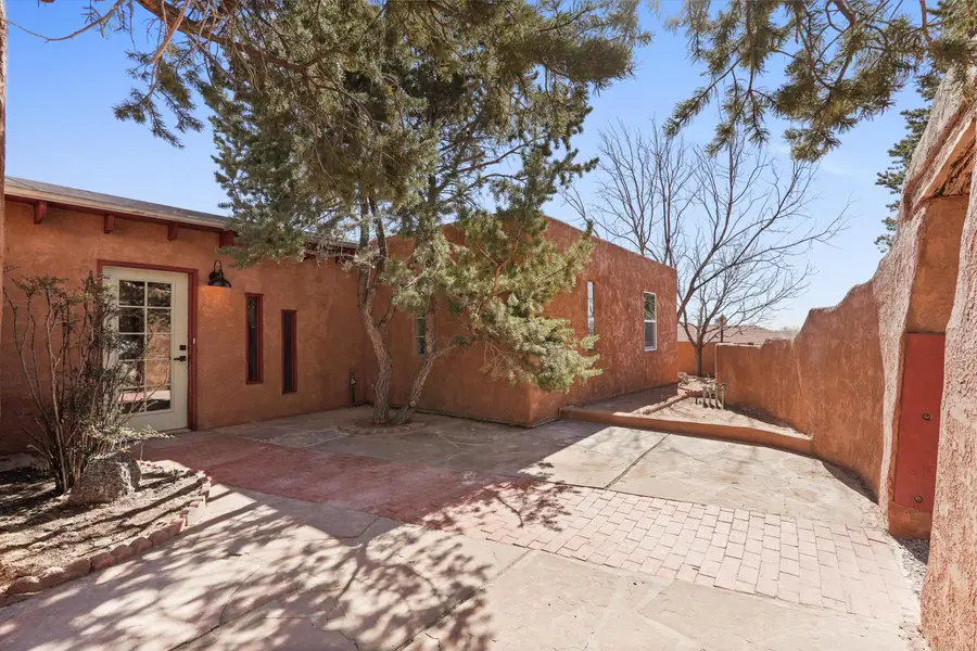 360 Reclining Acres Road, Corrales, NM 87048 - #3