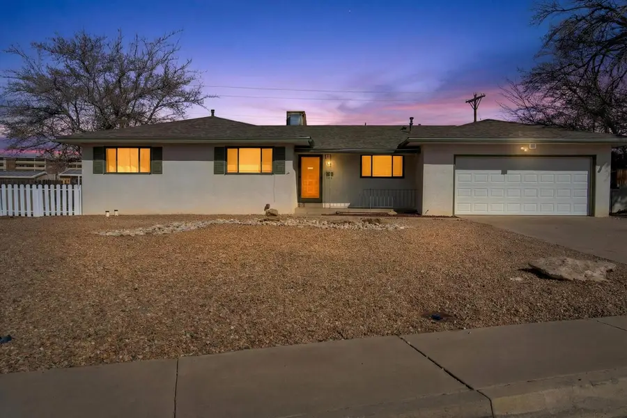 5701 Madeira Place Ne, Albuquerque, NM 87110 - #3