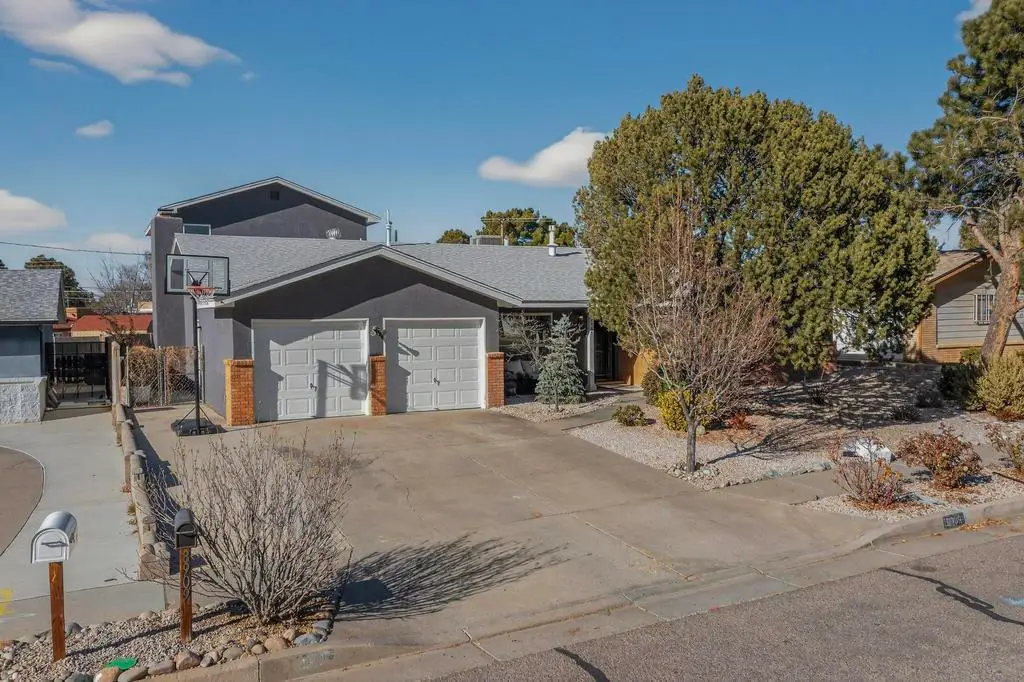 8909 La Barranca Avenue Ne, Albuquerque, NM 87111 - #1