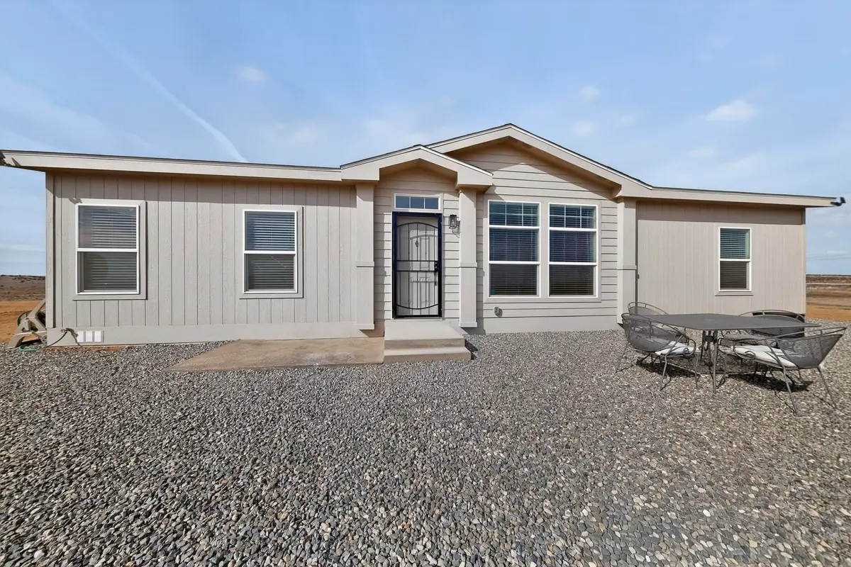 11 25th Avenue Nw, Rio Rancho, NM 87144 - #1