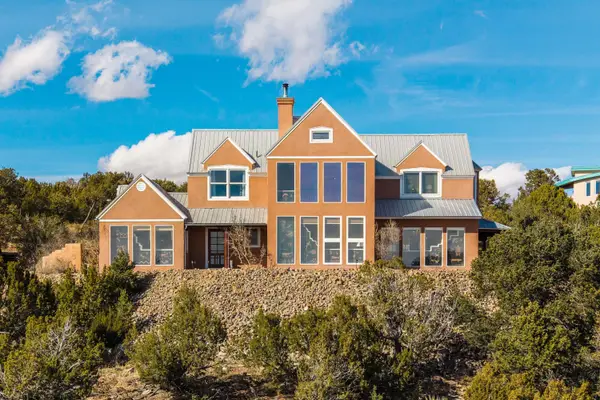 4 Mary Ellen Court, Sandia Park, NM 87047