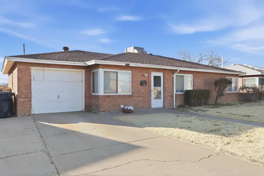 2615 General Arnold Street Ne, Albuquerque, NM 87112 - #2