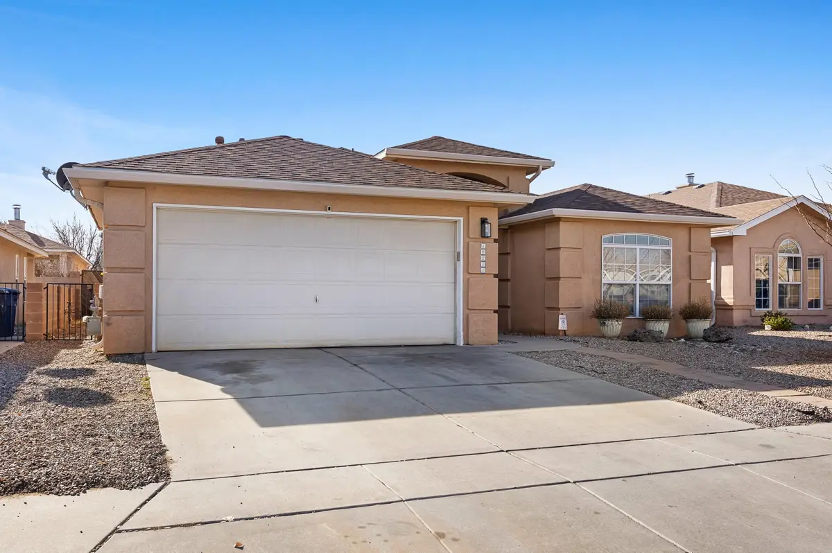10239 Country Meadows Drive Nw, Albuquerque, NM 87114 - #1