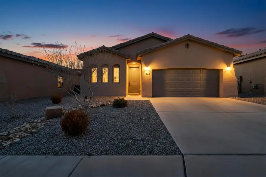 1742 Tesoro Loop Nw, Los Lunas, NM 87031 - #2