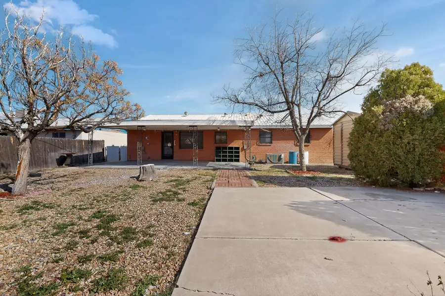 2613 San Isidro Street Nw, Albuquerque, NM 87104 - #3