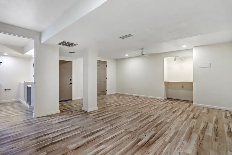 3 Lakeshore Drive Ne, Albuquerque, NM 87112 - #2