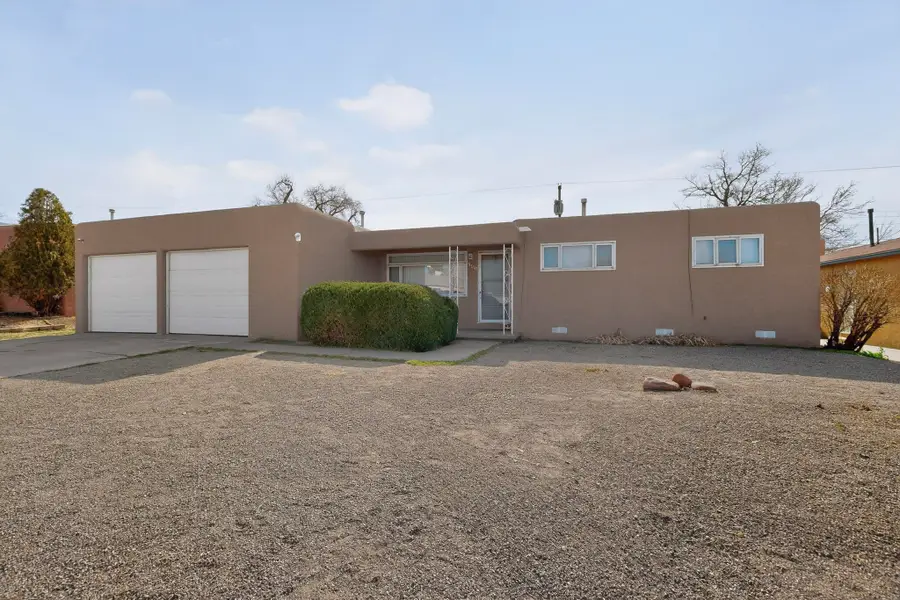 9900 Mesa Arriba Avenue Ne, Albuquerque, NM 87111 - #3