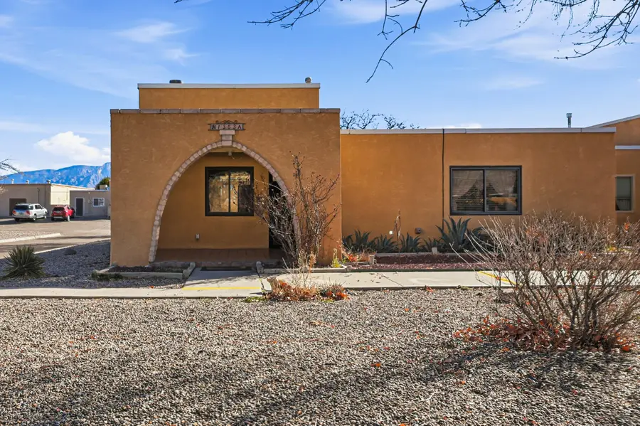 1353 Rio Rancho Boulevard Se #APT A, Rio Rancho, NM 87124 - #2