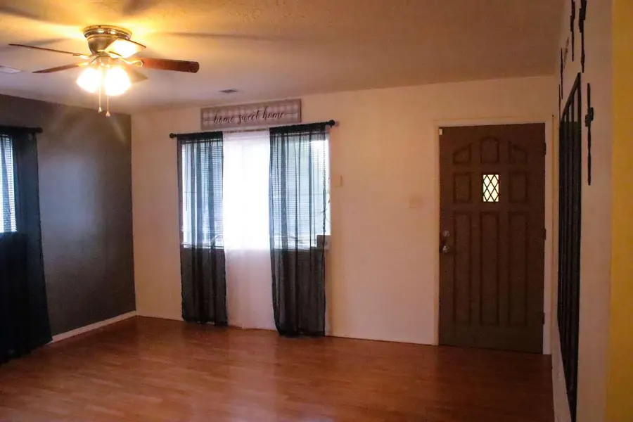 6209 Sunset Gardens Road Sw, Albuquerque, NM 87121 - #3