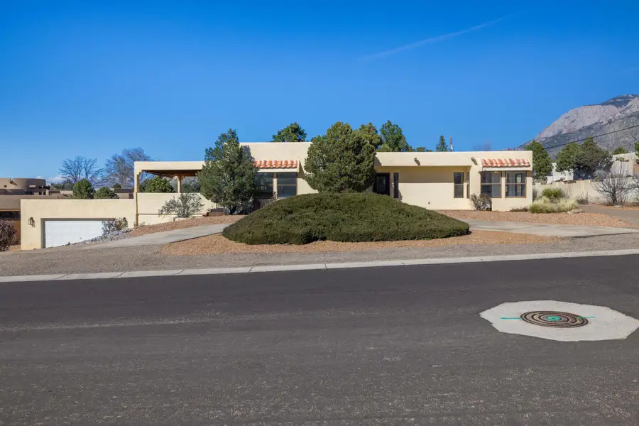 12505 Wilshire Avenue Ne, Albuquerque, NM 87122 - #2