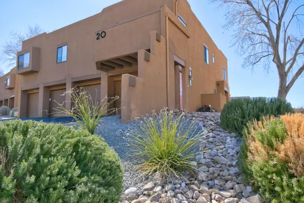 2900 Vista Del Rey Ne #UNIT 20B, Albuquerque, NM 87112
