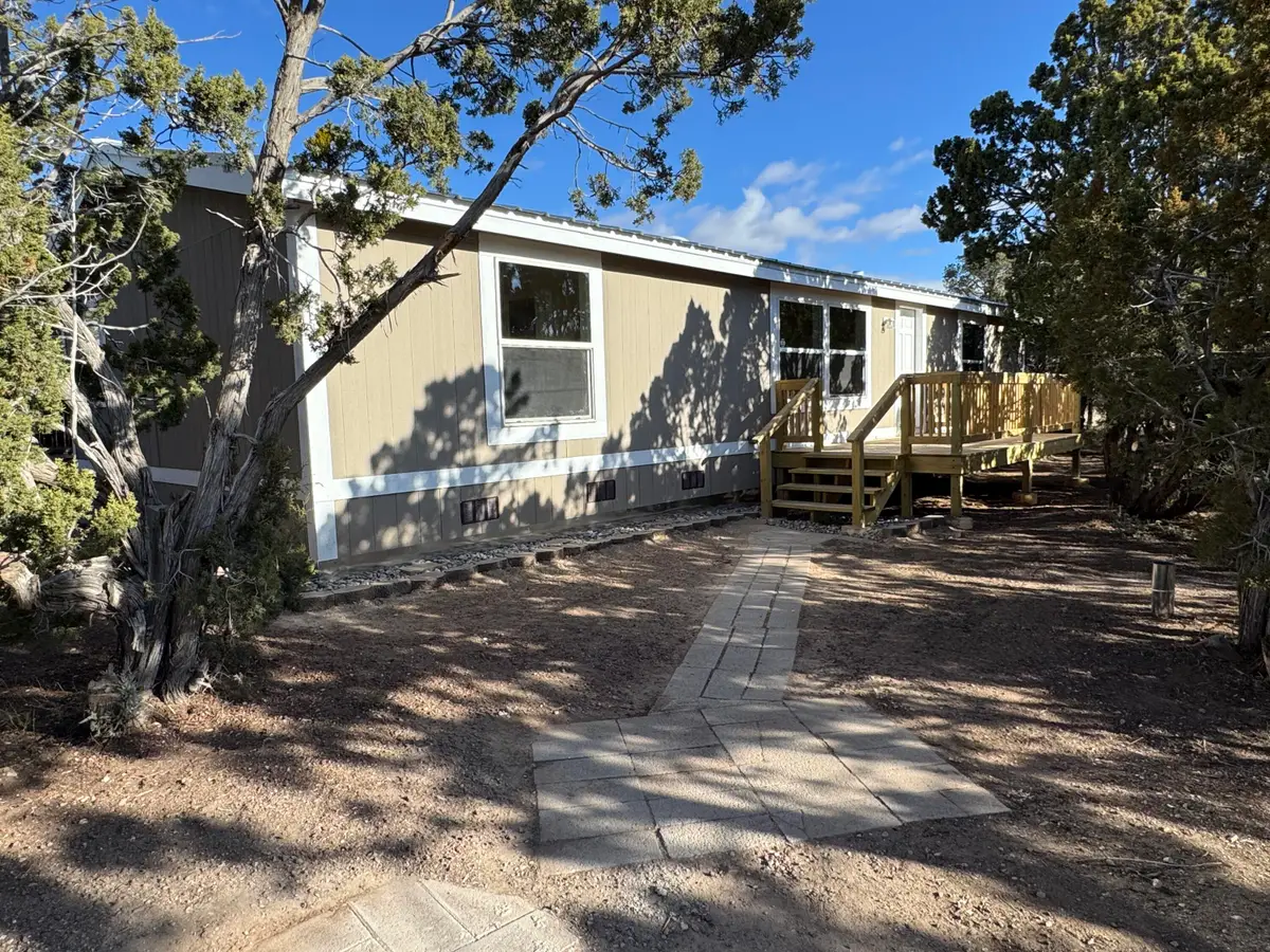 13 E Willard Road, Edgewood, NM 87015 - #1